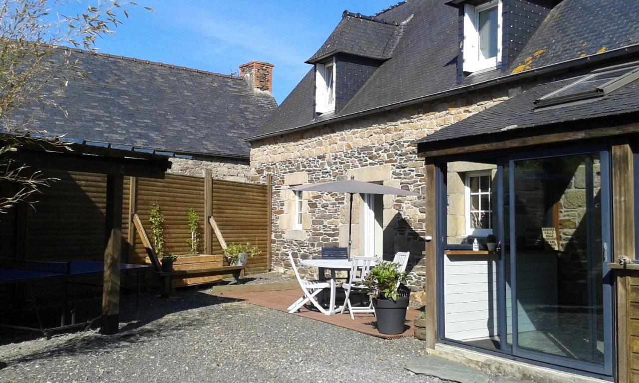 Maison Bretonne,gite De Keranglaz Holiday home Ploubezre